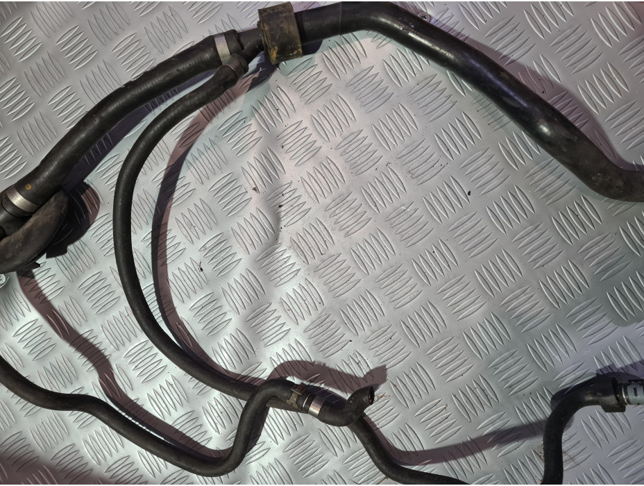 Воден маркуч за Mercedes E Class W211 - 128