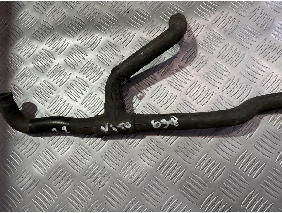 Воден маркуч за Mercedes Vito W638 2.2cdi - 22 Воден маркуч за Mercedes Vito W638 2.2cdi - 22