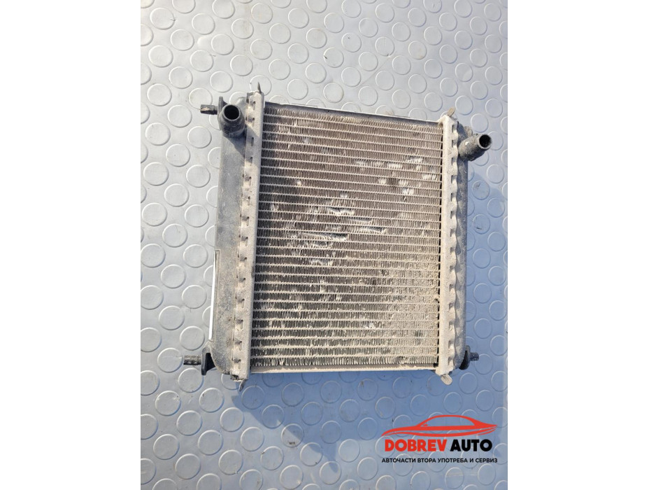 Воден радиатор допълнителен за BMW X4 G02 9468698 Воден радиатор допълнителен за BMW X4 G02 9468698