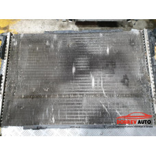 Воден радиатор за Audi A5 8T 2.0 TDI