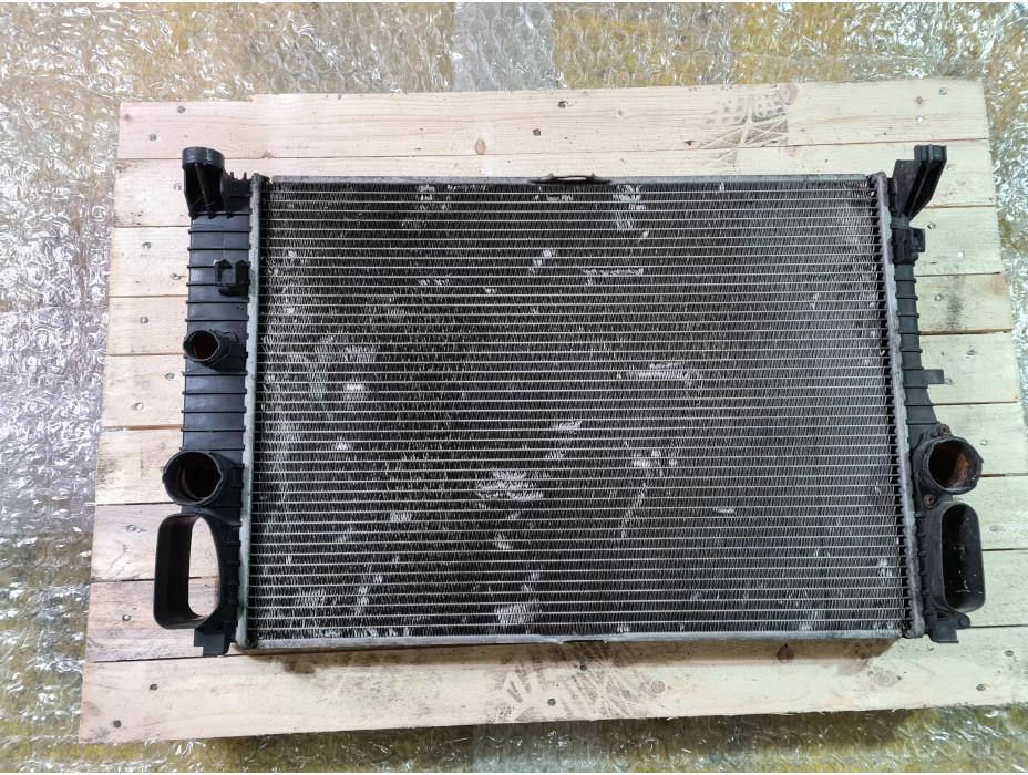 Воден радиатор за Мерцедес Е320 204кс / Mercedes E320 W211