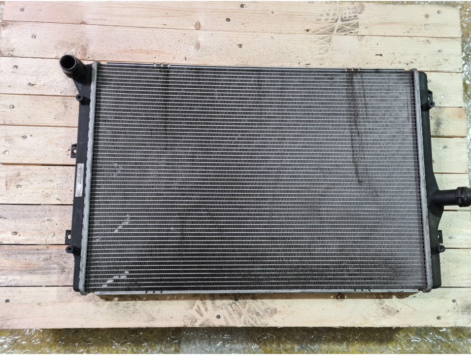 Воден радиатор за Фолксваген Пасат Б7 / VW Passat B7 2.0 TDI