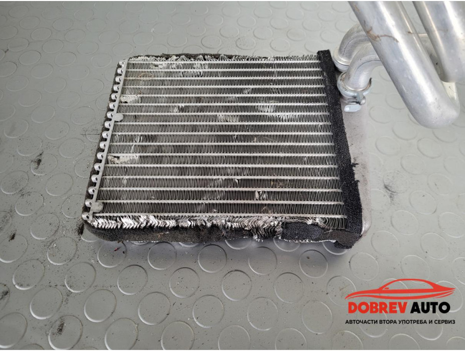 Воден радиатор парно за VW CC 2.0 TDI Воден радиатор парно за VW CC 2.0 TDI