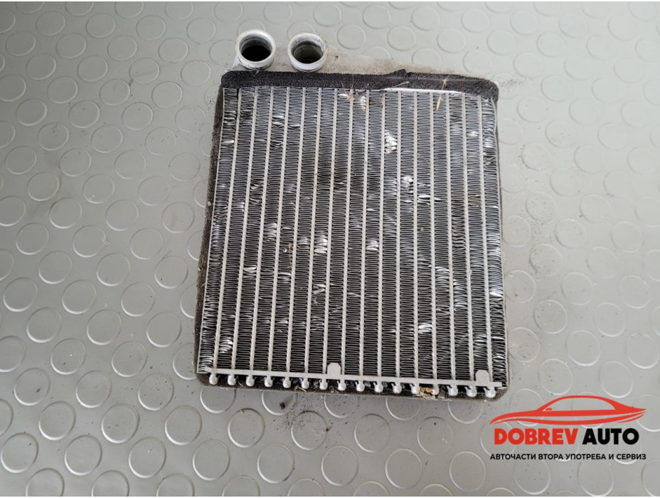Воден радиатор парно за VW Golf MK5 1.6 FSI Воден радиатор парно за VW Golf MK5 1.6 FSI