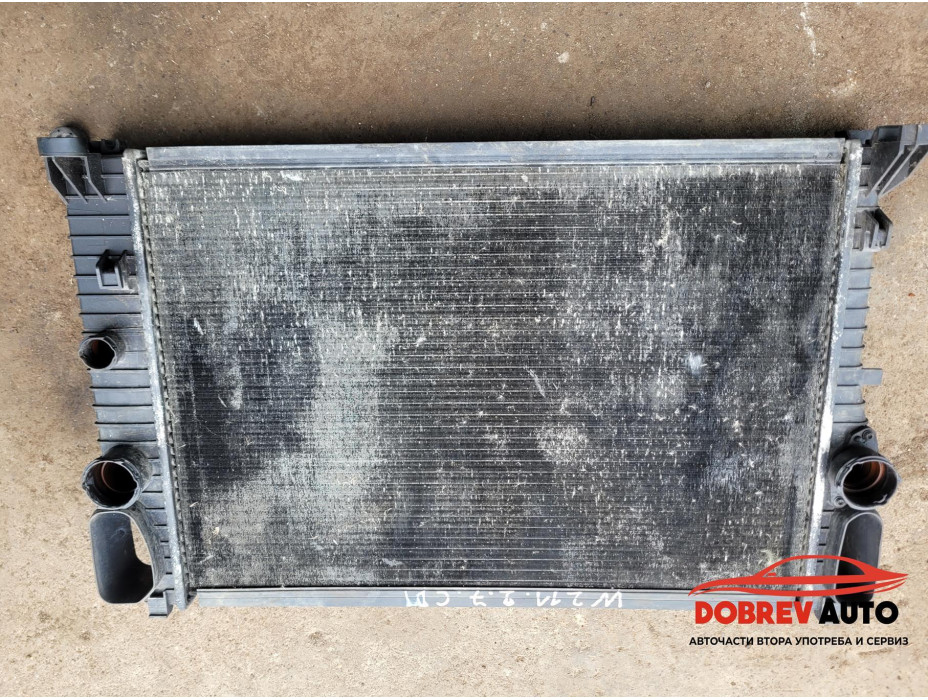 Воден радиатор (ръчни скорости) за Mercedes E Class W211 Воден радиатор (ръчни скорости) за Mercedes E Class W211