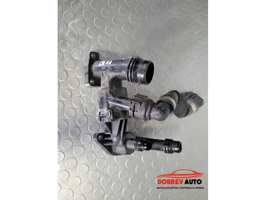 Воден фланец за BMW 740d G11