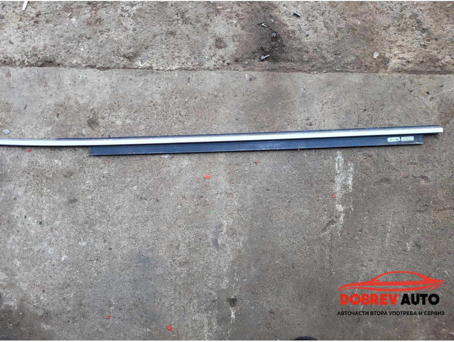 Водобранна лайсна (предна лява) за Audi A5 8T