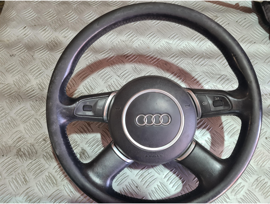 Волан за Audi A8 D3 4.0 TDI