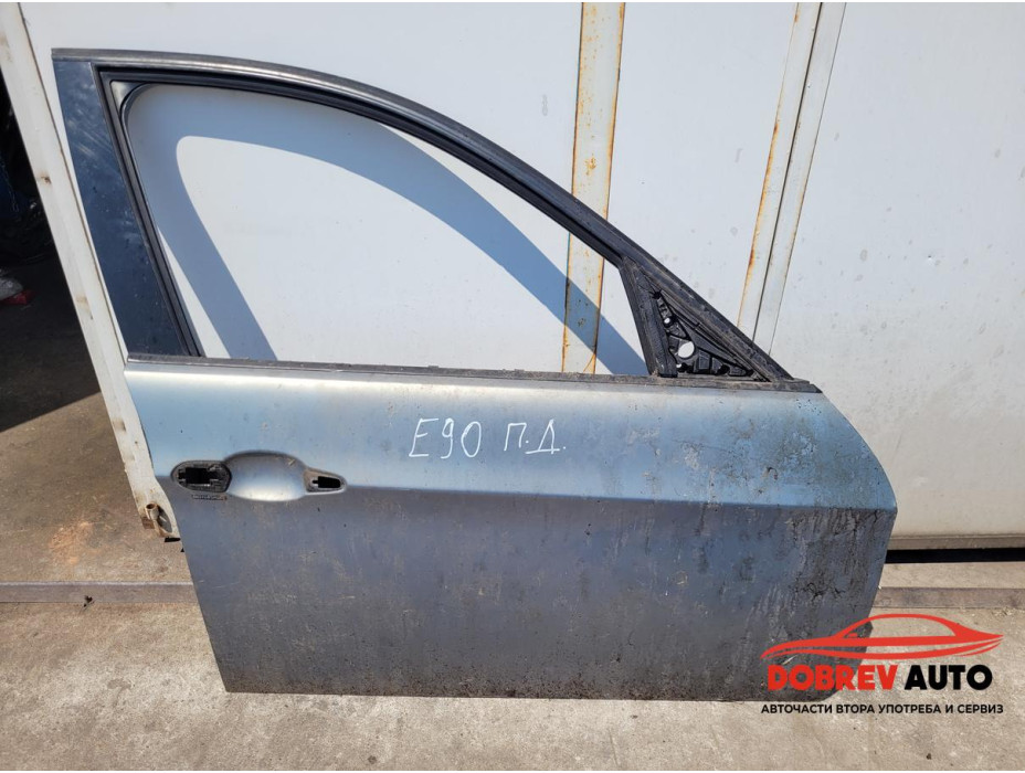 Врата предна дясна за BMW E90