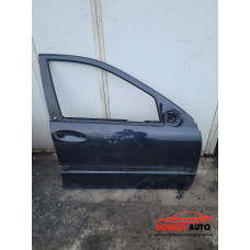 Врата предна дясна за Mercedes C W203