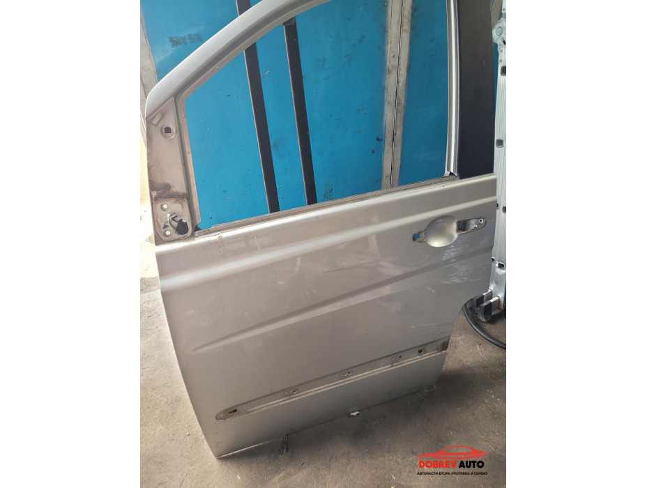 Врата (предна лява) за Mercedes Viano W639