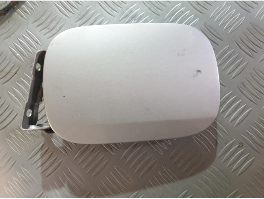 Вратичка за резервоар за Mercedes E Class W211 2.7CDI Вратичка за резервоар за Mercedes E Class W211 2.7CDI