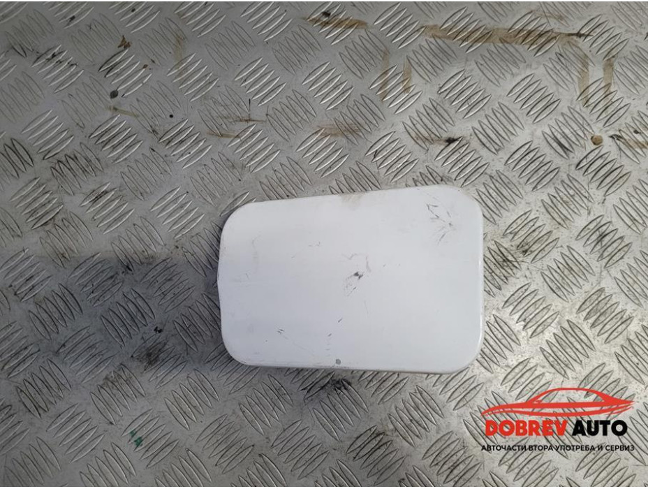 Вратичка резервоар за Mercedes Vito W638 Вратичка резервоар за Mercedes Vito W638