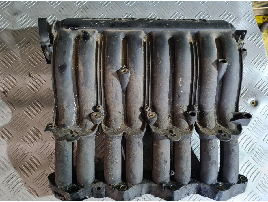 Всмукателен колектор за Mercedes A 170 CDI W 168