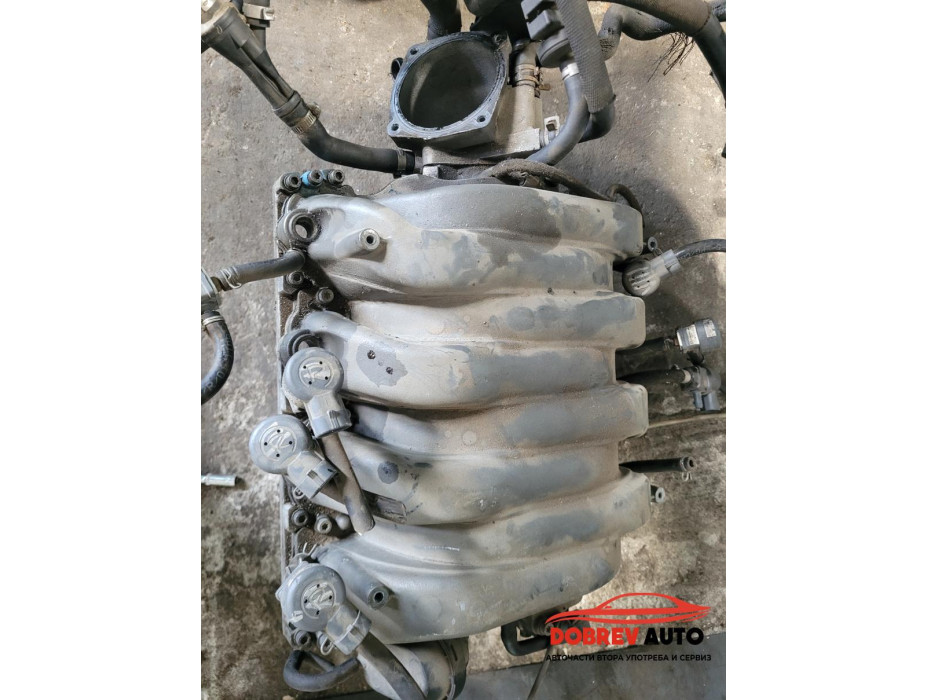 Всмукателен колектор (с газ) за Audi A6 C6 (4F) 4.2i