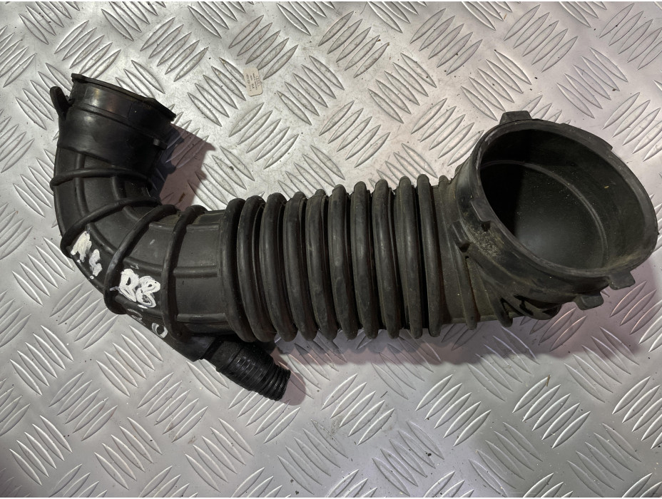 Въздуховод за Audi A4 B8 2.TDI - 10