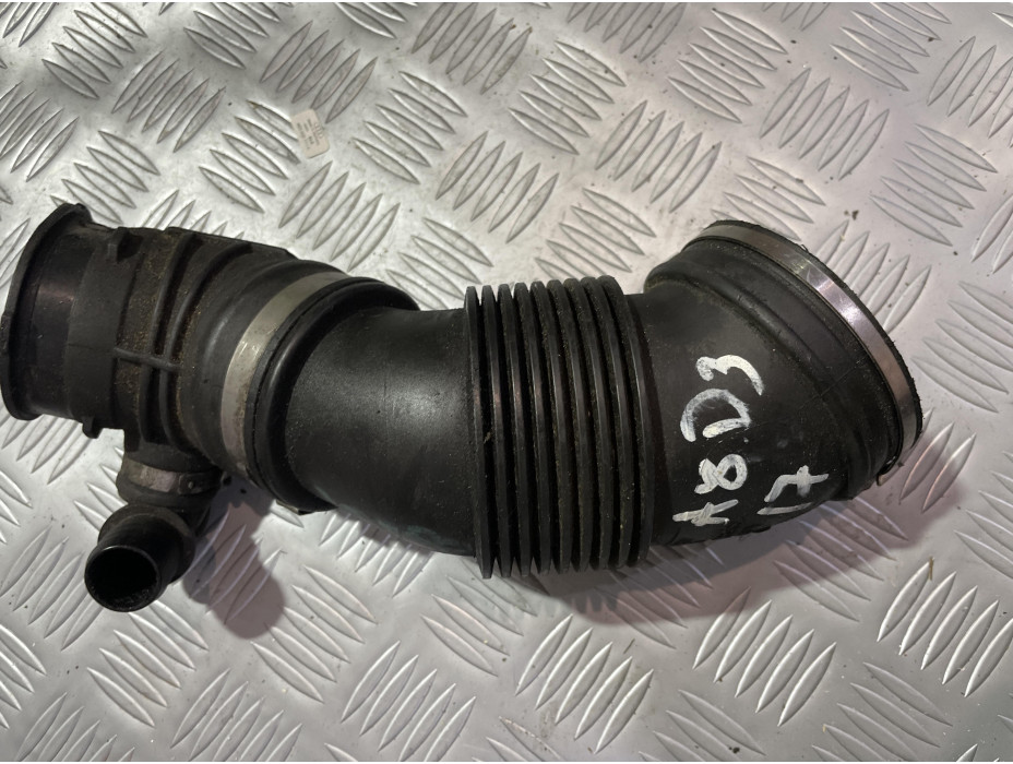 Въздуховод за Audi A8 D3 - 17