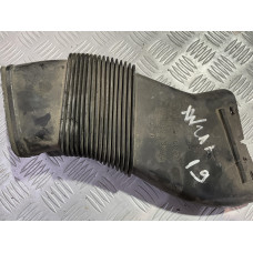 Въздуховод за Mercedes E270 W211 - 19