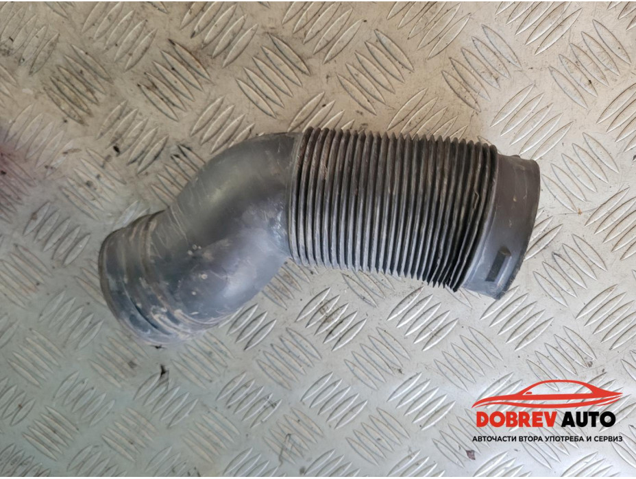 Въздушна тръба (2) за Mercedes ML Class W164 3.2 CDI Въздушна тръба (2) за Mercedes ML Class W164 3.2 CDI