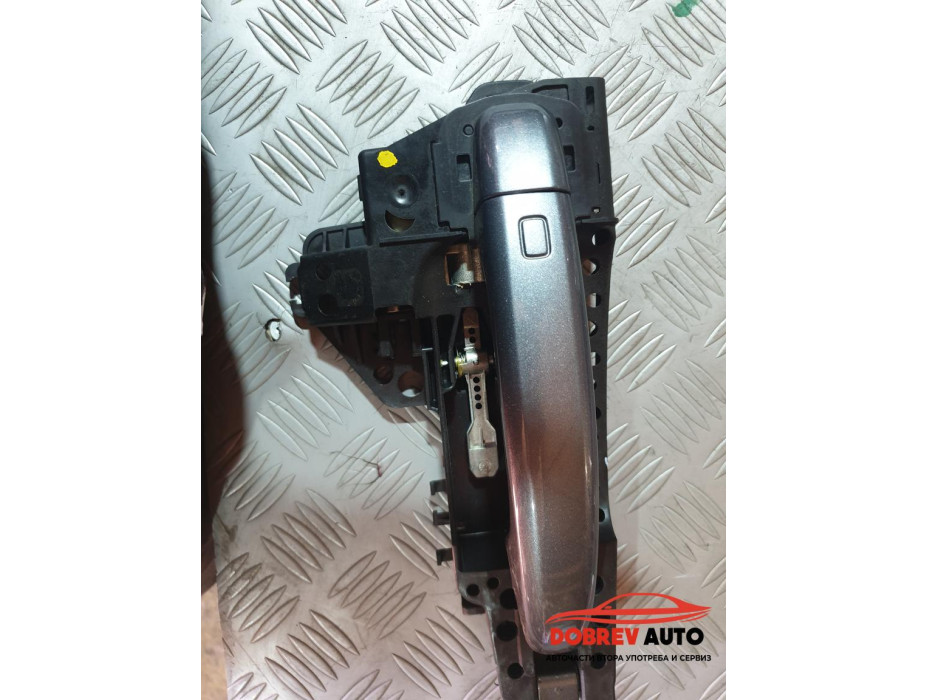 Външна дръжка (задна дясна) за Audi A5 8T 2.0 TDI Sportback