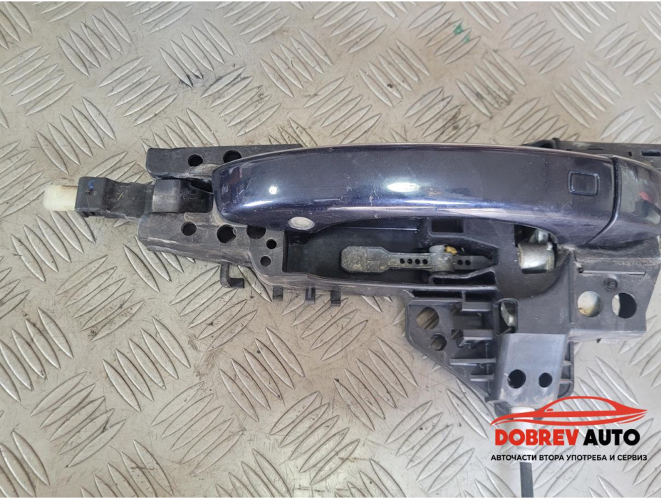 Външна дръжка (задна лява) за Audi A8 D4 3.0 TDI Външна дръжка (задна лява) за Audi A8 D4 3.0 TDI