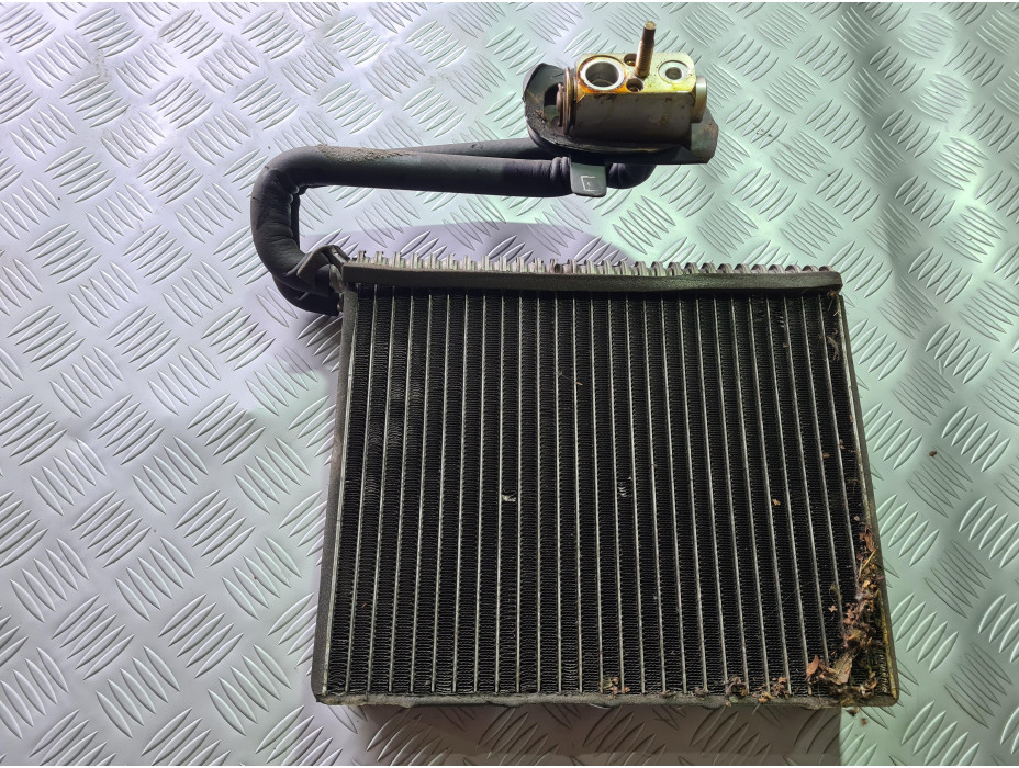 Вътрешен климатичен радиатор за Opel Vectra C Estate Вътрешен климатичен радиатор за Opel Vectra C Estate