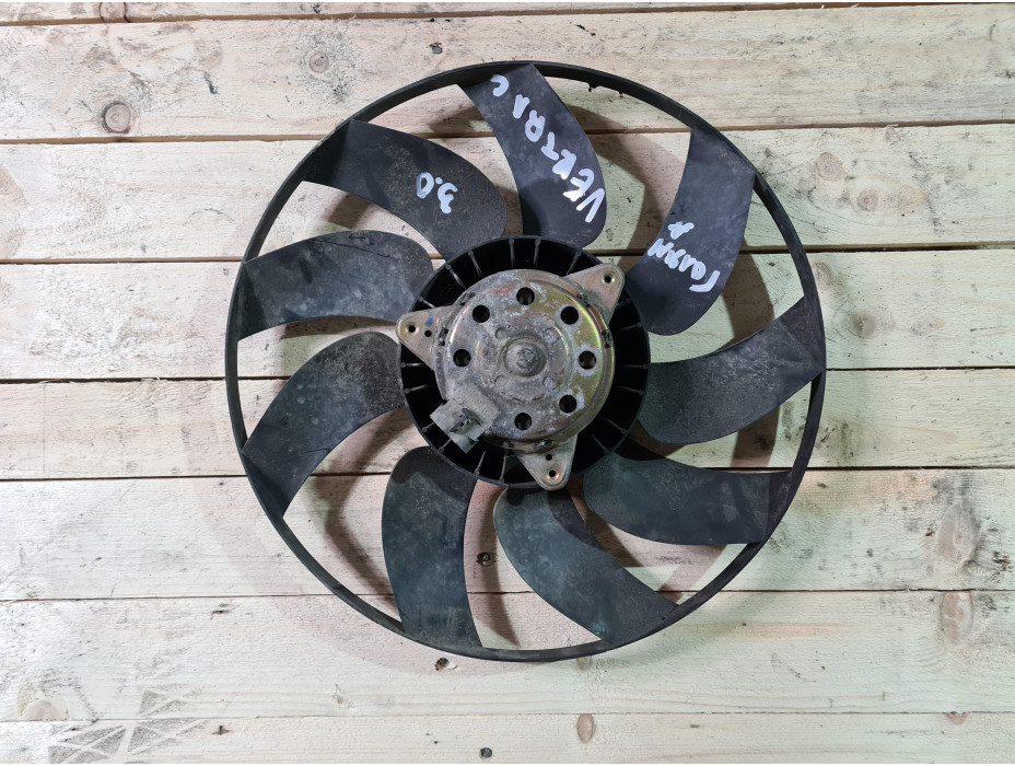 Голяма охладителна перка за Опел Вектра Ц 3.0 ЦДТИ / Opel Vectra C 3.0 CDTI Голяма охладителна перка за Опел Вектра Ц 3.0 ЦДТИ / Opel Vectra C 3.0 CDTI