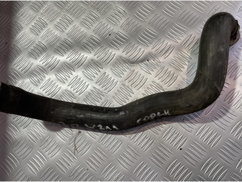 Горен воден маркуч за Mercedes E270 W211 - 91