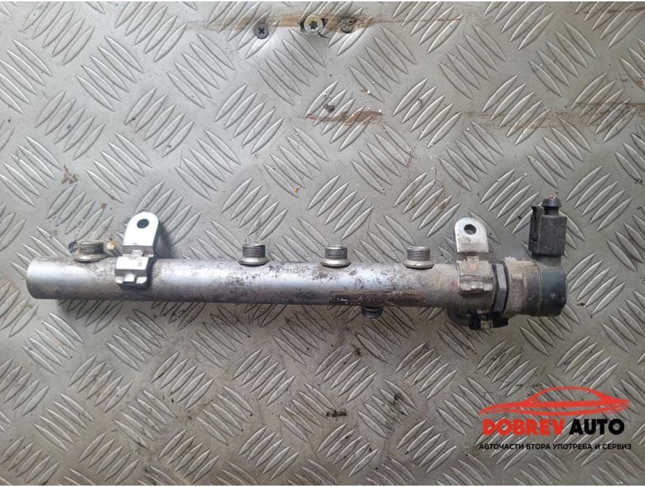 Горивен рейл (с датчици) за Mercedes ML Class W164 3.2 CDI