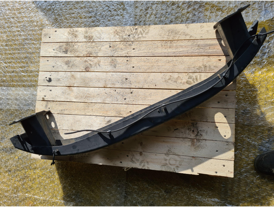 Греда под предна броня за Фолксваген Файтон / Volkswagen Phaeton Греда под предна броня за Фолксваген Файтон / Volkswagen Phaeton