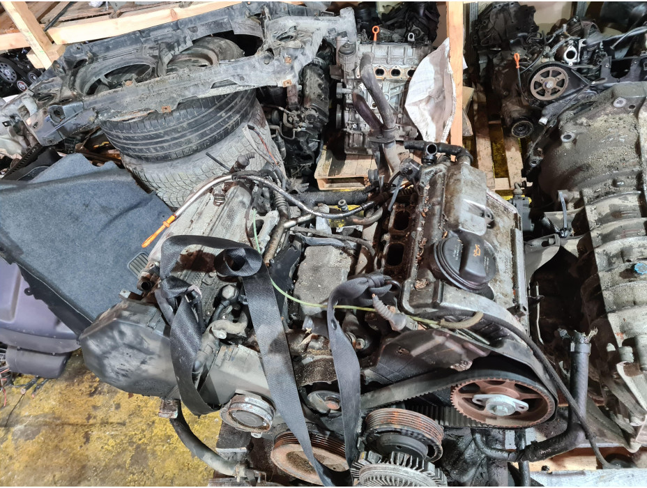 Двигател за Audi A6 C5 2.4 i Automat Sedan Двигател за Audi A6 C5 2.4 i Automat Sedan