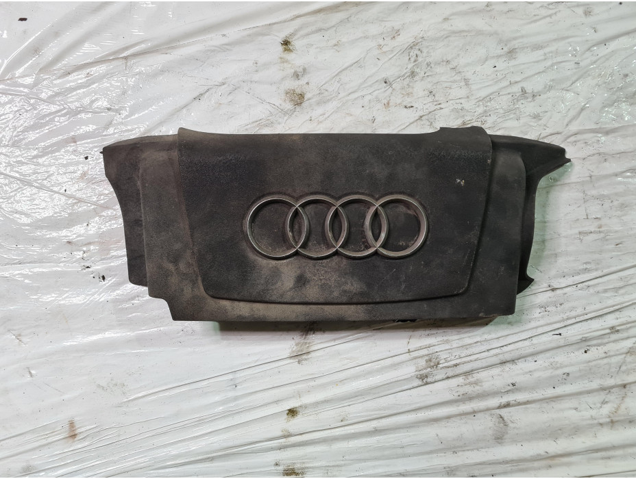 Декоративен капак за двигатен за Ауди А8 Д3 / Audi A8 D3 4.2 i 335 к.с. Декоративен капак за двигатен за Ауди А8 Д3 / Audi A8 D3 4.2 i 335 к.с.