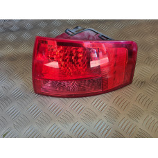 Десен външен стоп за Audi A8 D3 4.2i LONG - Американски