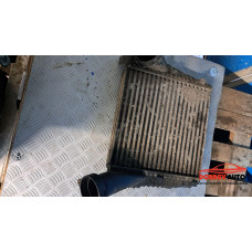 Десен интеркулер за Audi Q7 4L 3.0TDI