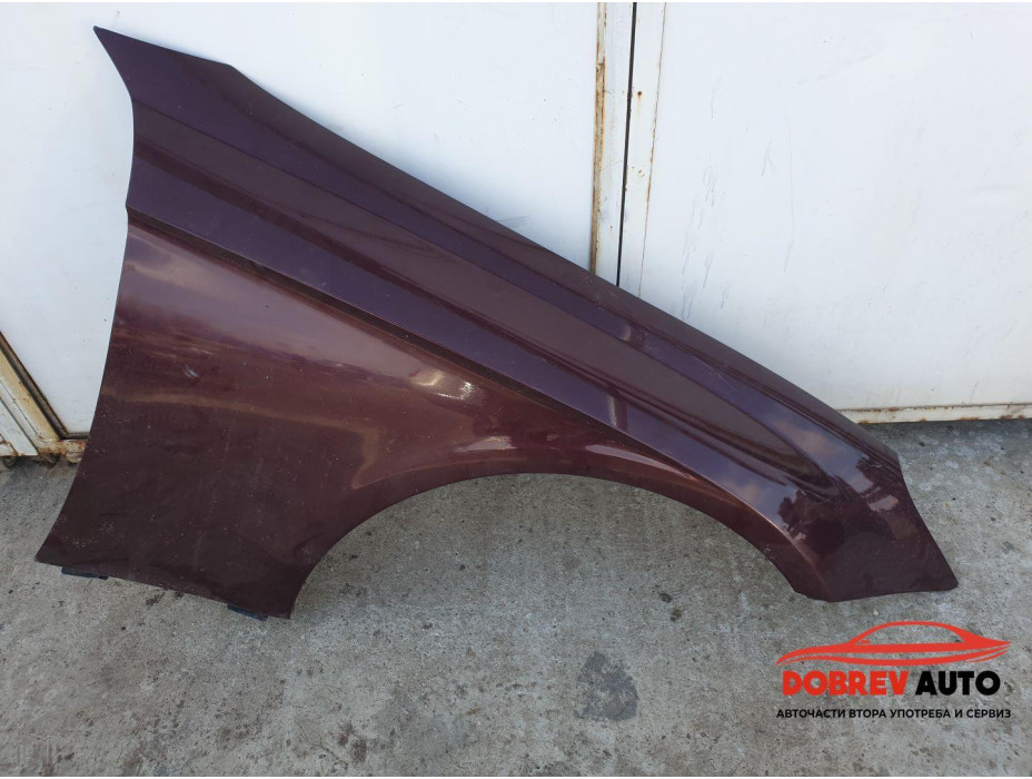 Десен калник за Mercedes CLS W219 Десен калник за Mercedes CLS W219