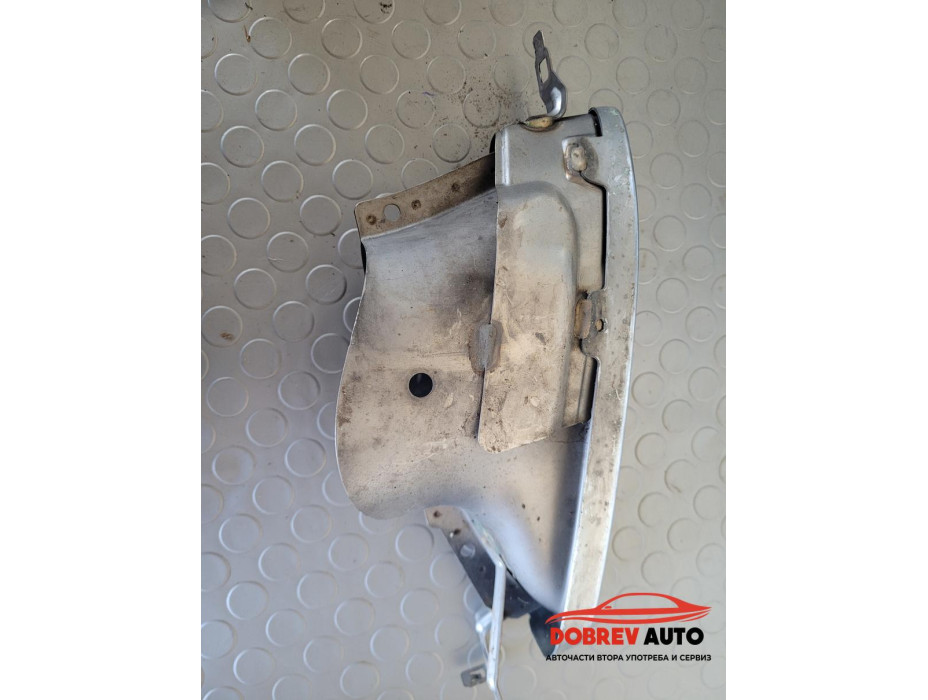 Десен накрайник ауспух за BMW 740d G11