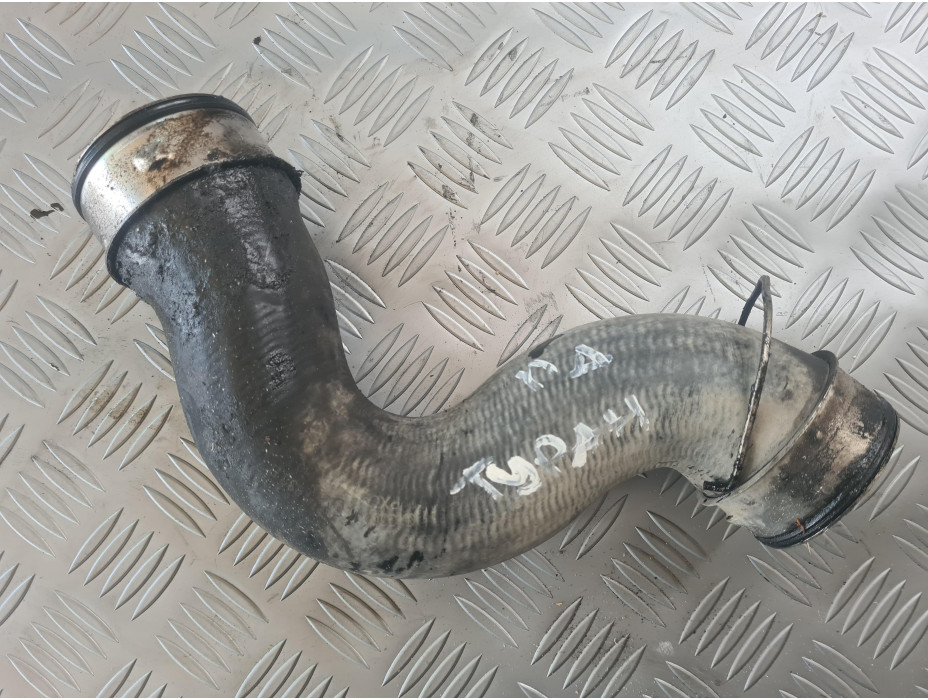 Десен турбопът за Volkswagen Touran 1T 1.9TDI BKC Десен турбопът за Volkswagen Touran 1T 1.9TDI BKC