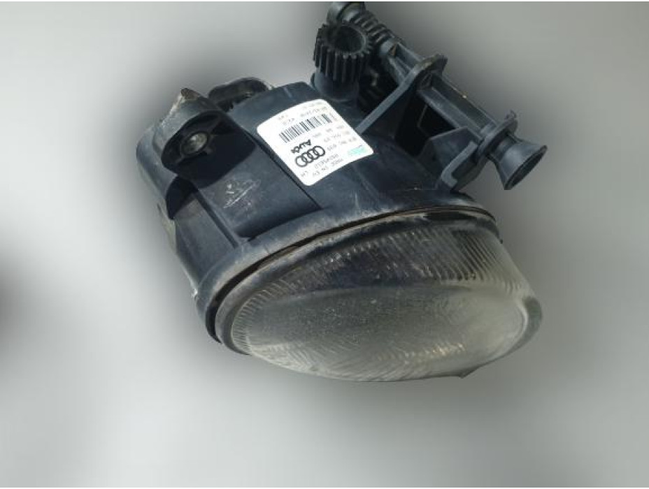 Десен халоген за Audi A5 8T 2.7TDI Десен халоген за Audi A5 8T 2.7TDI