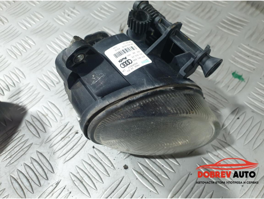 Десен халоген за Audi A5 8T Десен халоген за Audi A5 8T