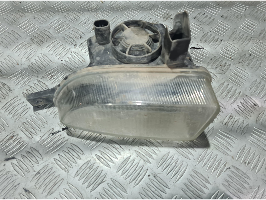 Десен халоген за Opel Zafira A 2.2 i 147 к.с.