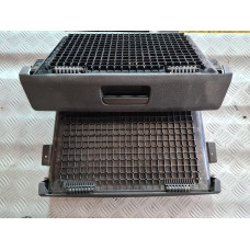 Джобче под предна дясна седалка за VW Touran 1T