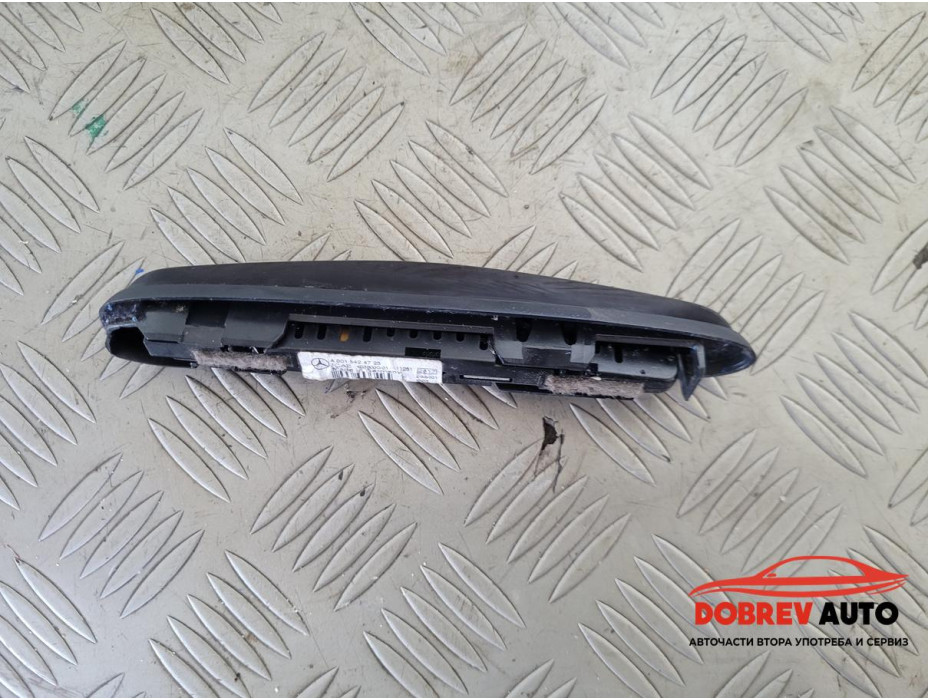 Дисплей парктроник за Mercedes CLS W218