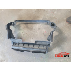 Дифузьор за воден радиатор за Mercedes ML320 W164