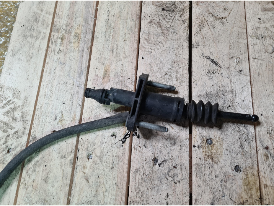 Долна спирачна помпа за Опел Вектра Ц / Opel Vectra C Долна спирачна помпа за Опел Вектра Ц / Opel Vectra C