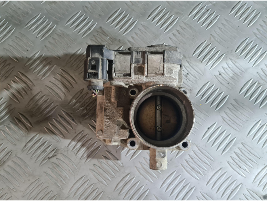 Дросел за VW Golf 5 1.6FSI Дросел за VW Golf 5 1.6FSI