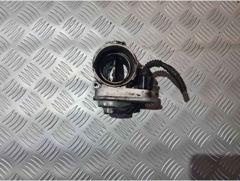 Дросел клапа за Audi A3 8P 2.0TDI BKD Дросел клапа за Audi A3 8P 2.0TDI BKD