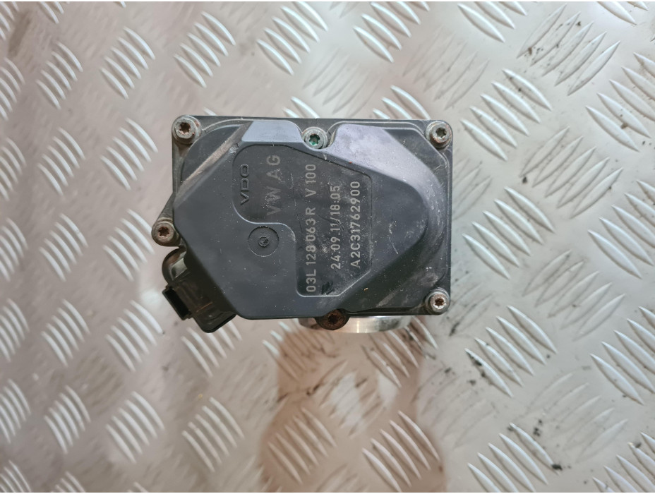 Дросел клапа за Volkswagen Passat B7 2.0TDI 140кс Дросел клапа за Volkswagen Passat B7 2.0TDI 140кс