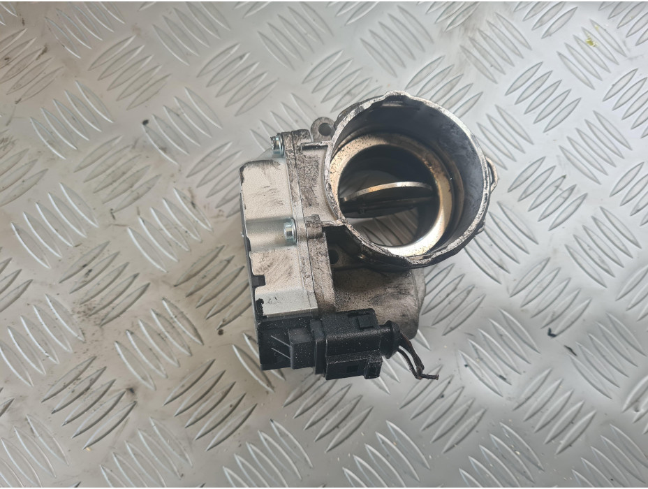 Дросел клапа за Volkswagen Touran 1T 1.9TDI BKC