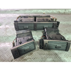 Духалки за табло за Audi A6 C6 2.4 i Automat Sedan Духалки за табло за Audi A6 C6 2.4 i Automat Sedan