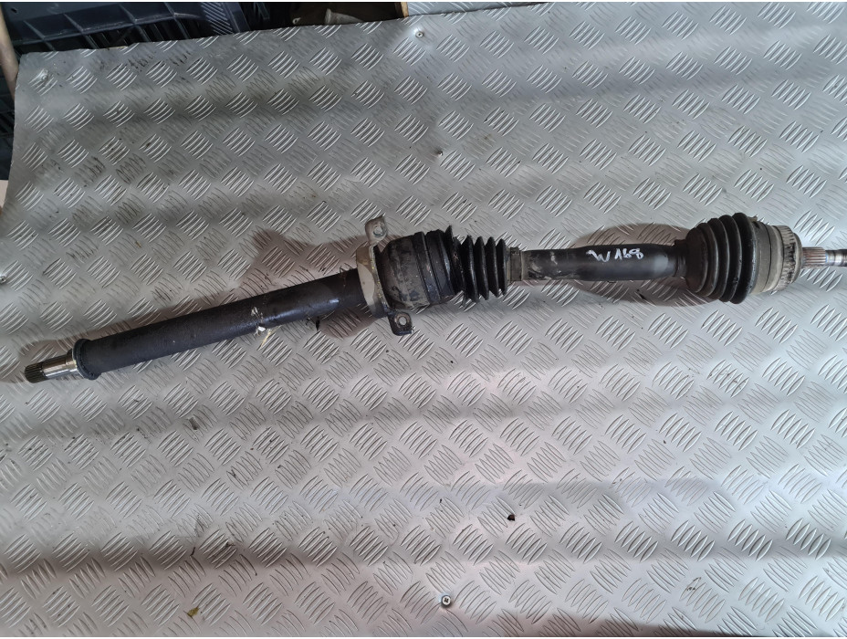 Дълга полуоска за Mercedes A 170 CDIK W 168 Дълга полуоска за Mercedes A 170 CDIK W 168